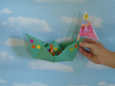 Junior Infants Design and Build Model Boats Junior Infants Design and Build Model Boats