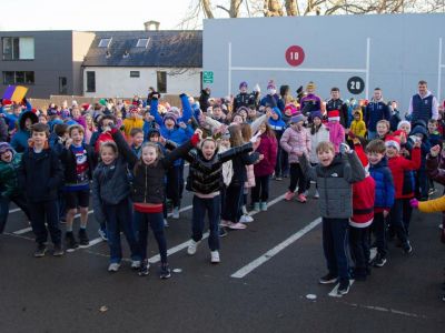 Kilmacud Crokes visit to Scoil San Treasa 