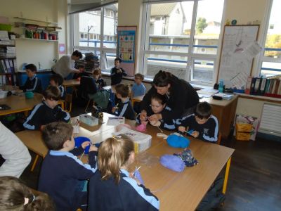Knitting in first class - Visual Arts - Fabric and Fibre