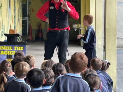 Denzil the Magician!