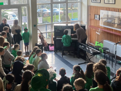 Ceol Sa Foyer
